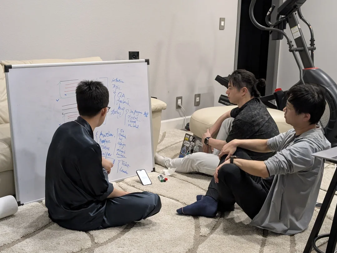 对话 Lucius 赵赫:AI 员工的本质,是一份有 SLA 的劳动合同